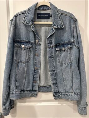 Calvin Klein Jeans Men’s Light Wash Denim Jacket